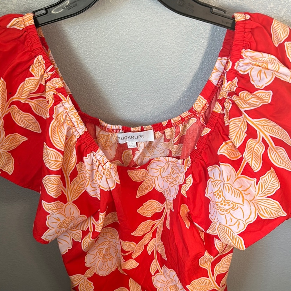 SugarLips Lilo Tropics Swazi Flutter Sleeve Top - Picture 2 of 6